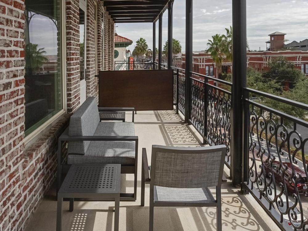 Junior Suite with Balcony interior
